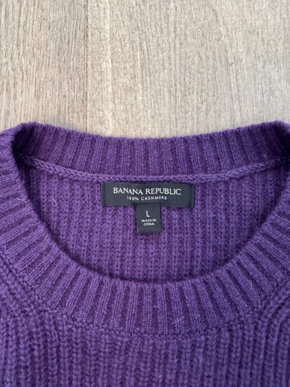 Banana Republic Lucia Relaxed Ribbed Cashmere Sweater Plum Purple Size L - Picture 3 of 13